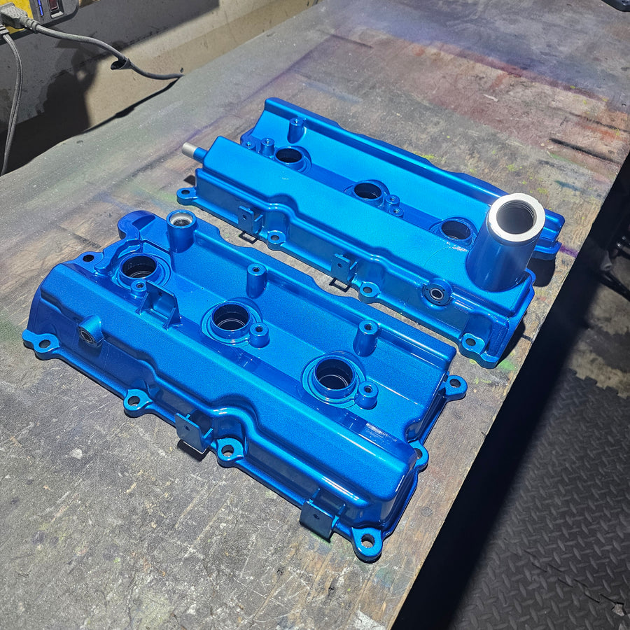 Custom color aluminum valve covers for VQ35DE