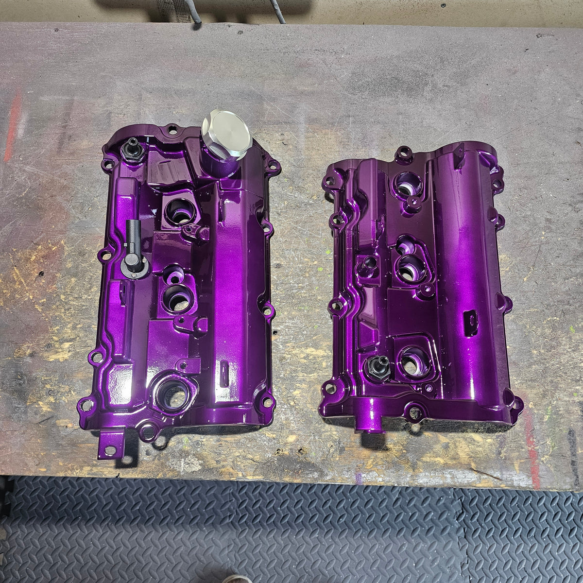 Custom Color Aluminum Valve Covers Kit for VQ35HR & VQ37VHR