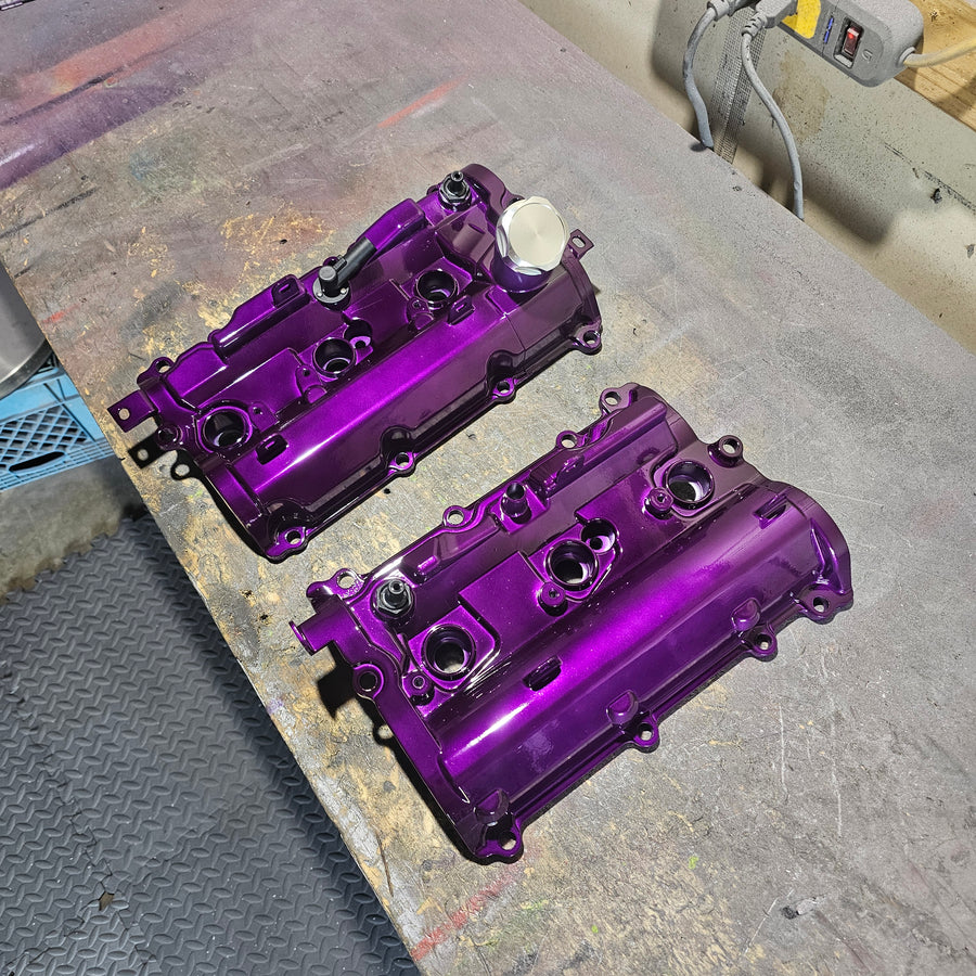 Custom color aluminum valve covers for VQ35HR and VQ37VHR